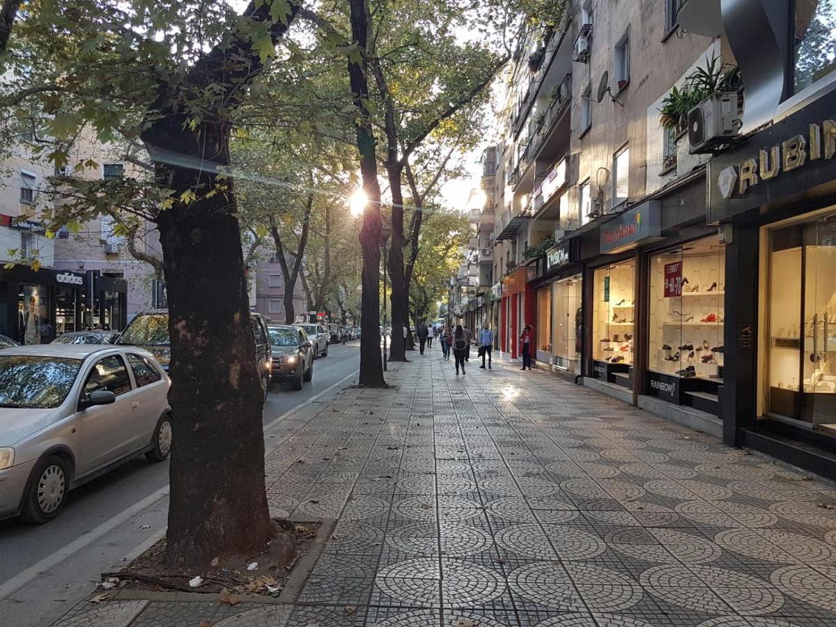 4Seasonsgea , Deluxe Studio , City Centre , Tirana Esterno foto